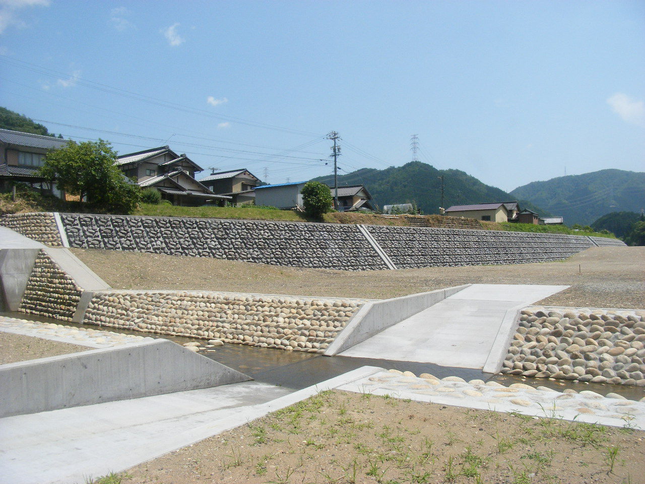 水口建設、棚村