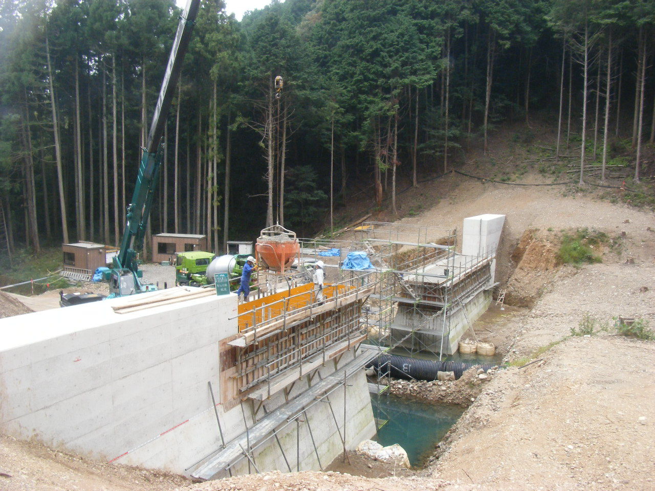 水口建設、砂防棚村